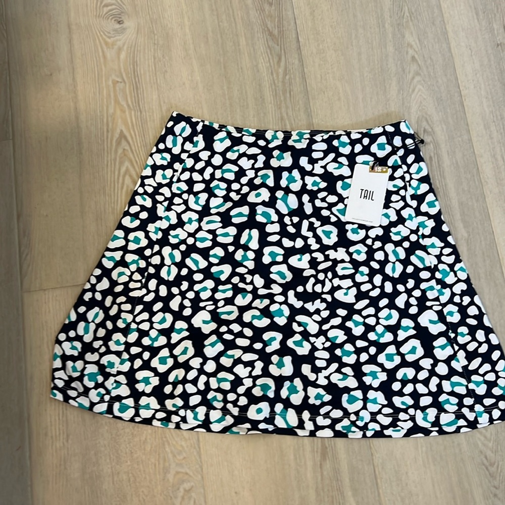 New with tags ladies tail Golf skort